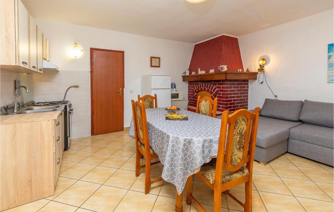 1 Bedroom Lovely In *