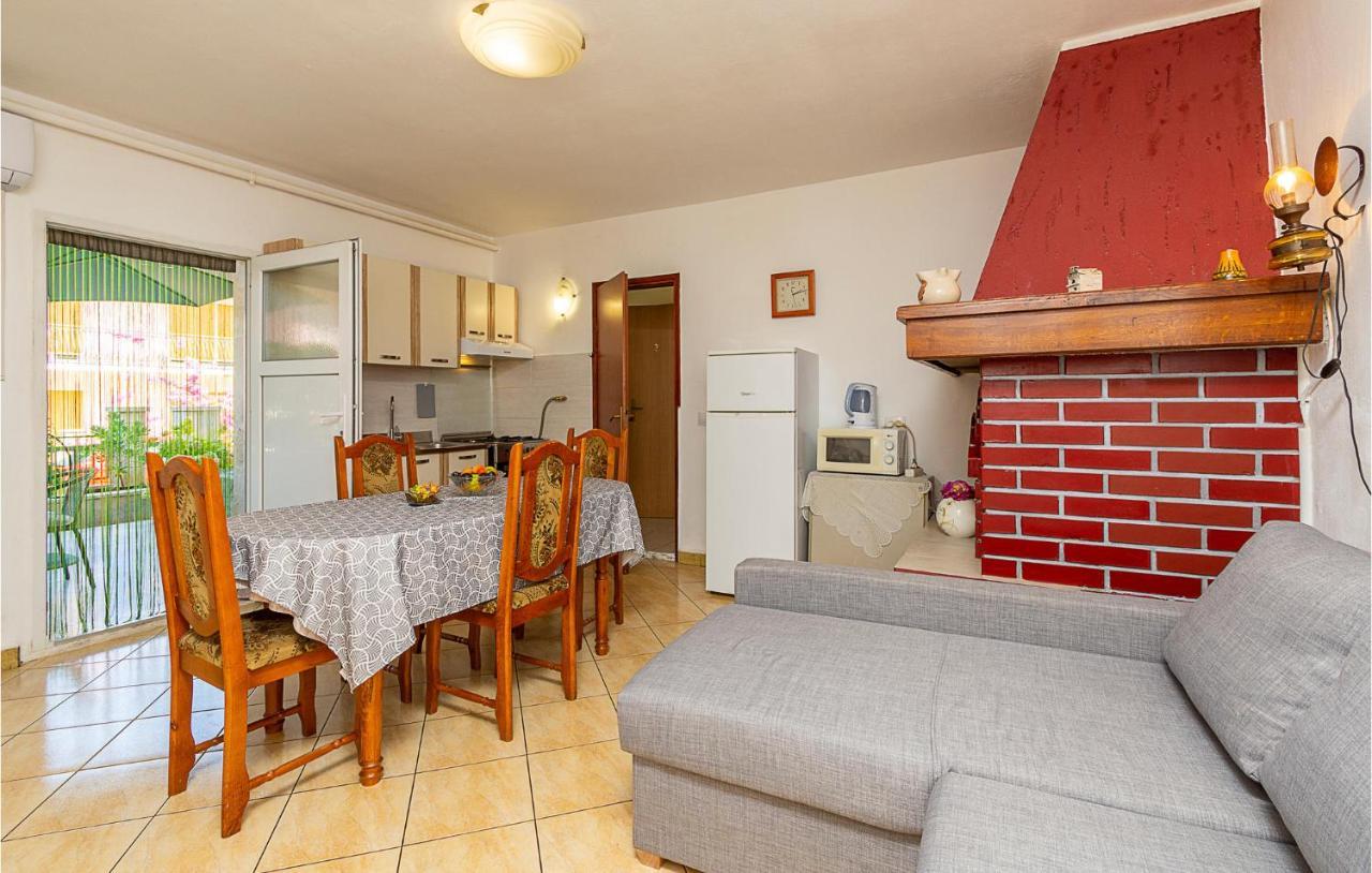1 Bedroom Lovely In
